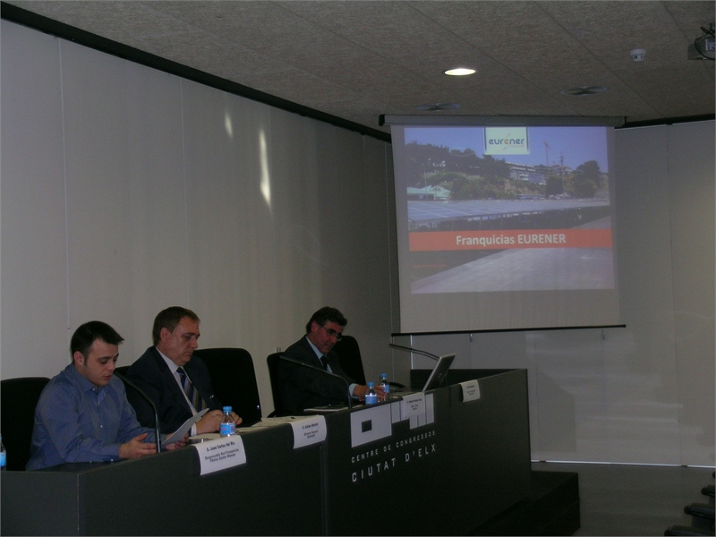 Encuentro EmprenemJunts - 12 abril- 21