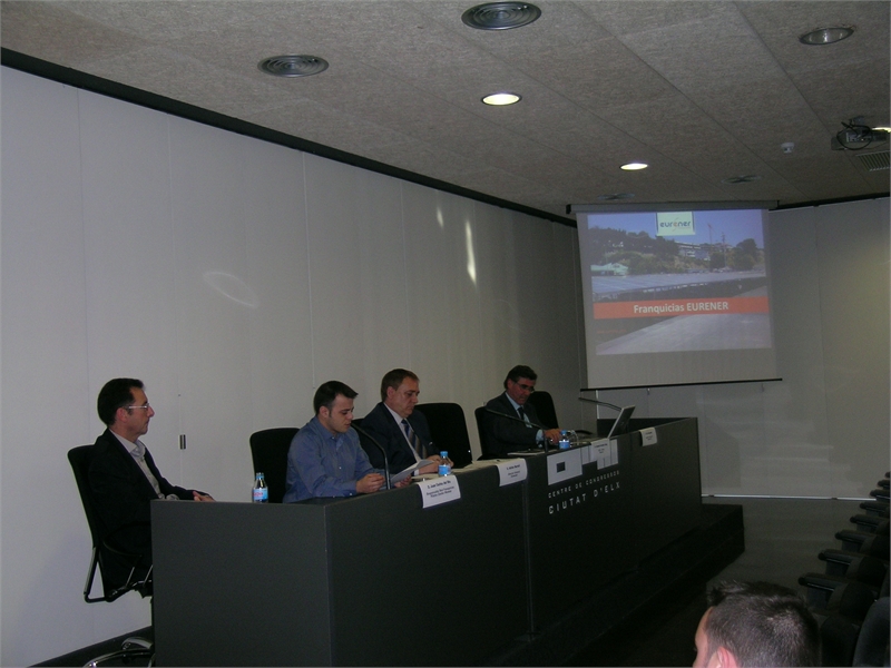 Encuentro EmprenemJunts - 12 abril- 22