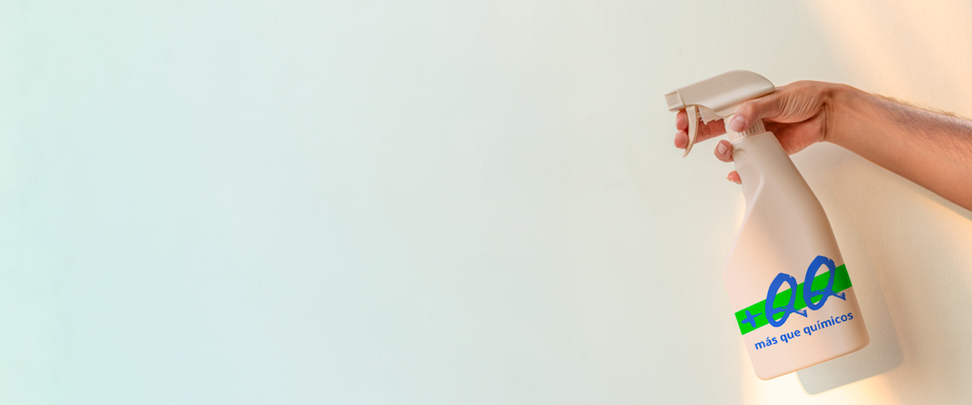 +QQ - M�s que qu�micos