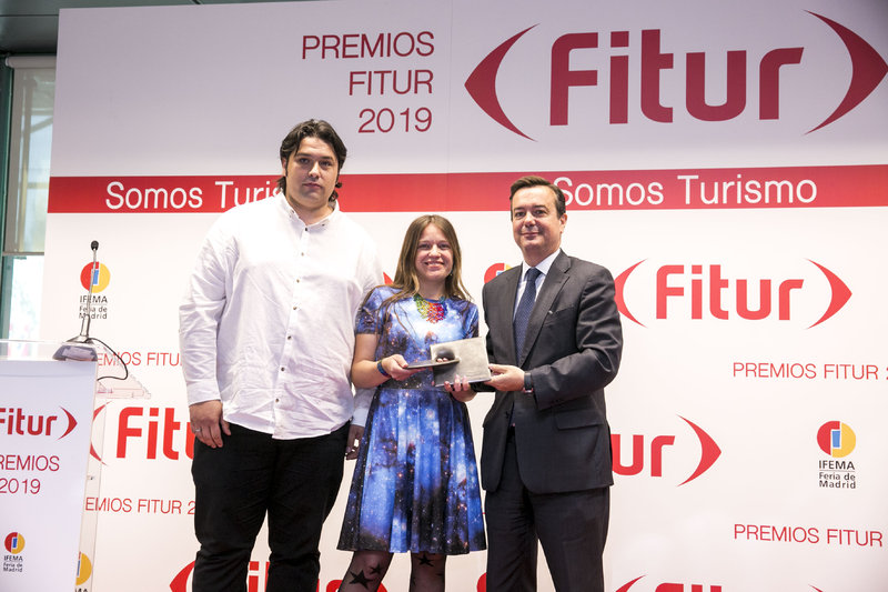 Raquel Viendo las estrellas