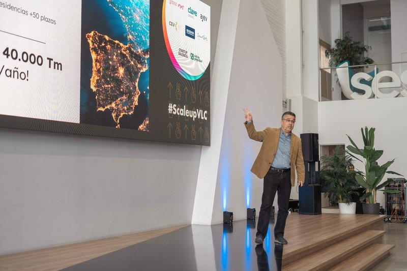 Imagen Demo Day 6� Edici�n ScaleUp[;;;][;;;]