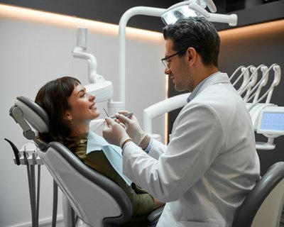 Especialistas en Implantes dentales y Ortodoncia