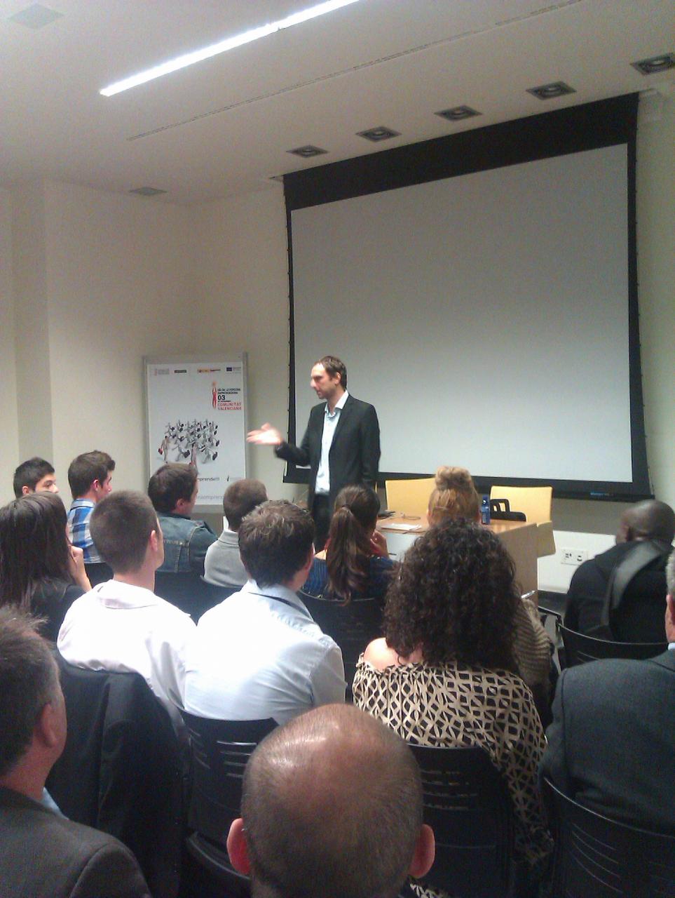 Dia de la Persona emprendedora: Comercial Pitch