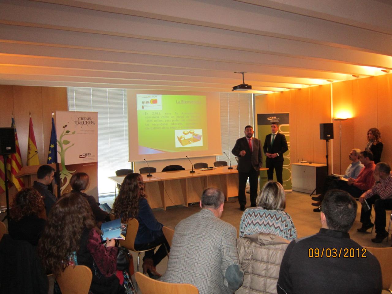 Presentaci�n de la empresa Asesoria On-line