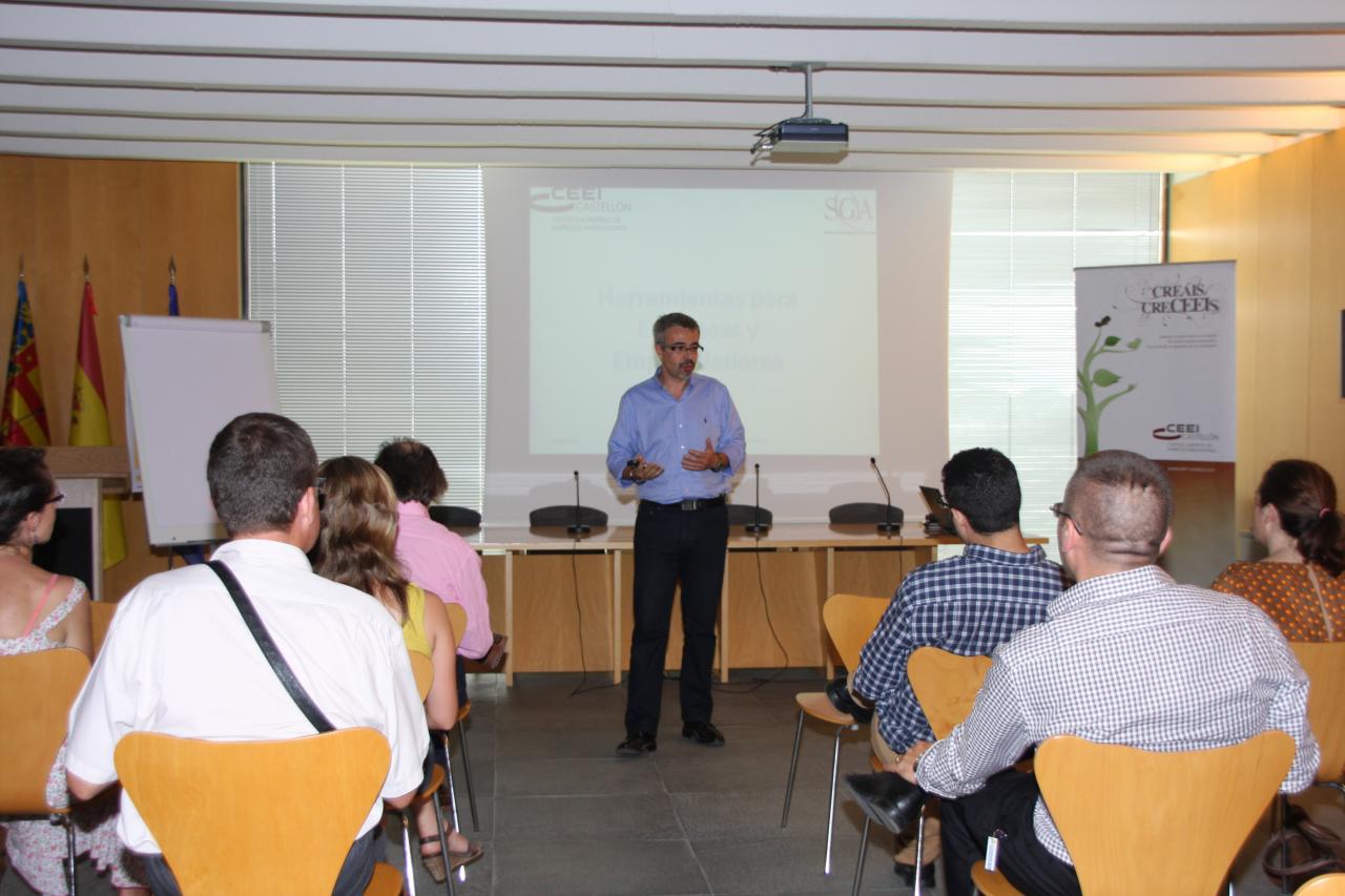 Ponente de la jornada, Javier Moreno, consultor empresarial