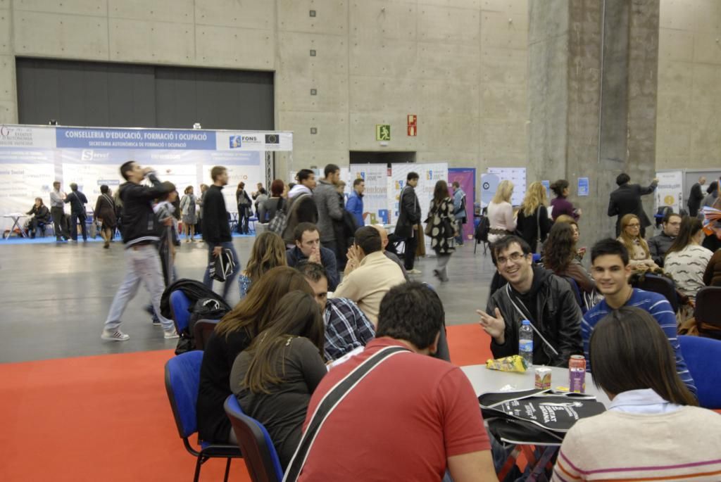 53 DPECV2012 Pabell�n 5 Networking informal