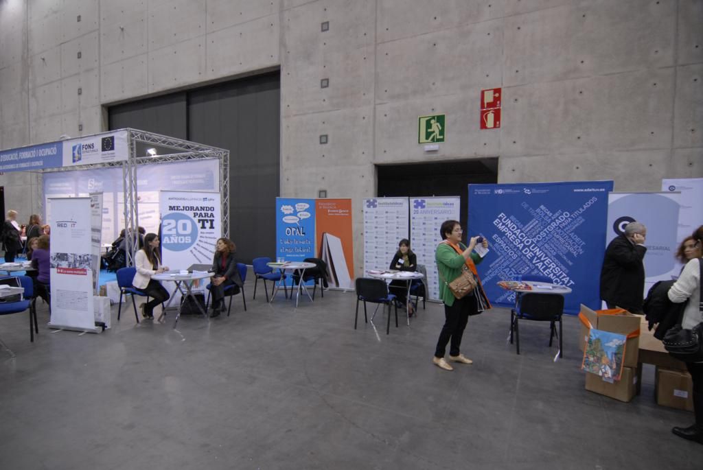 115 DPECV2012 Stands Zona Entidades Informaci�n y Orientaci�n