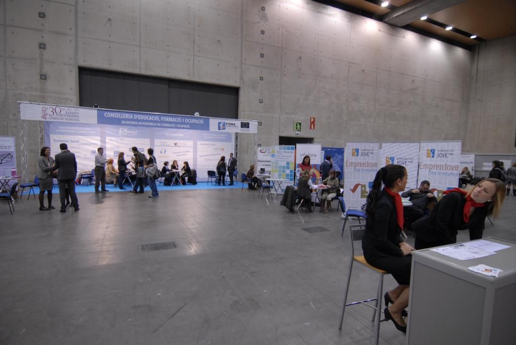 117 DPECV2012 Stands Zona Entidades Informaci�n y Orientaci�n