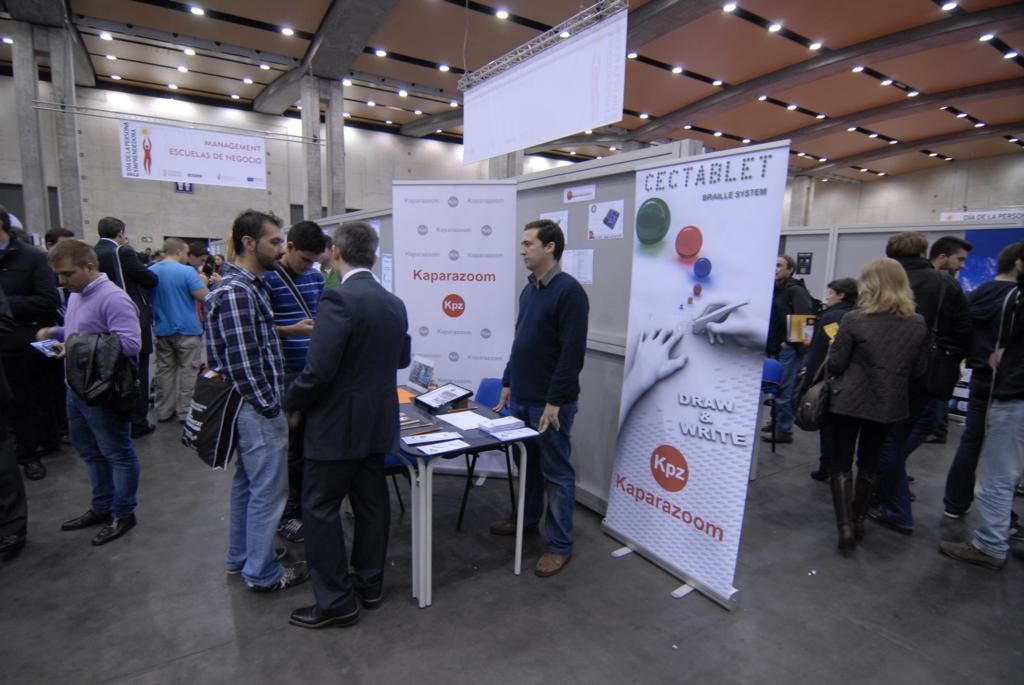 148 DPECV2012 Kaparazoom Muestra de empresas reciente creaci�n