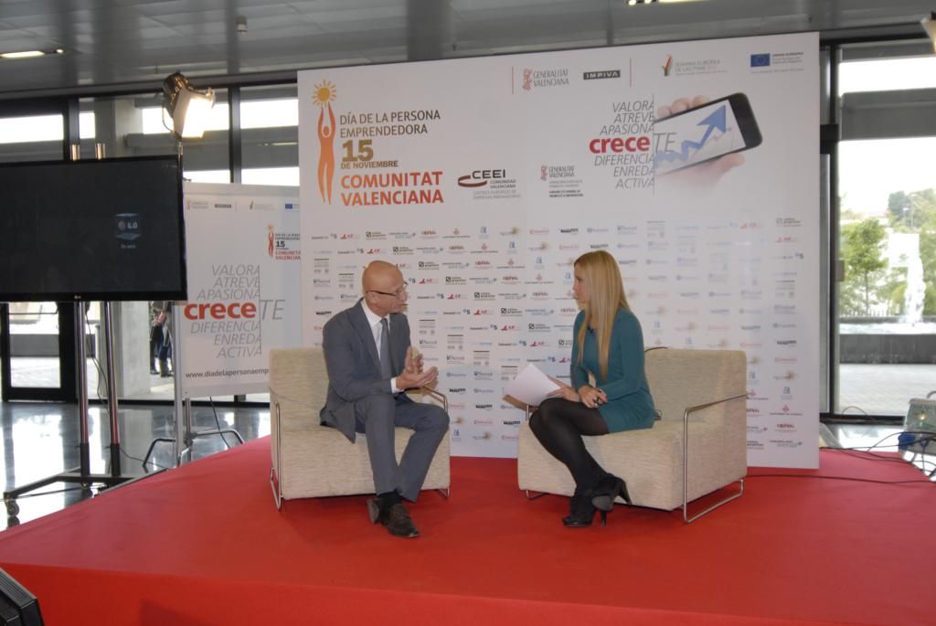 159 DPECV2012 Entrevista Angel L�pez