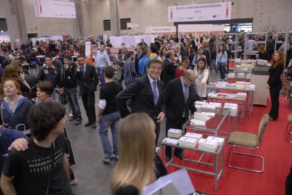 273 DPECV2012 Vista de la Plaza Central Pabell�n 5 Feria Valencia