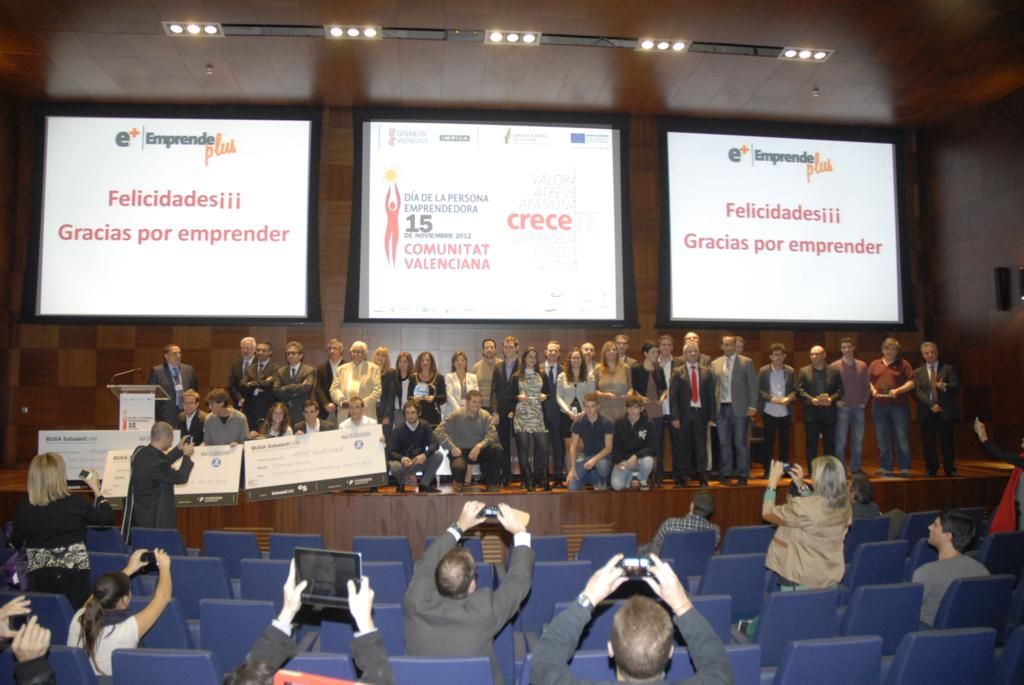 417 Concursos Emprendeplus DPECV2012 Foto de familia