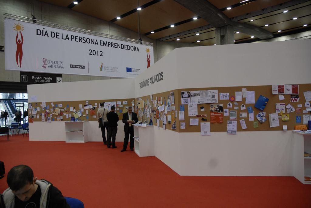 452 DPECV2012 Tabl�n de anuncios