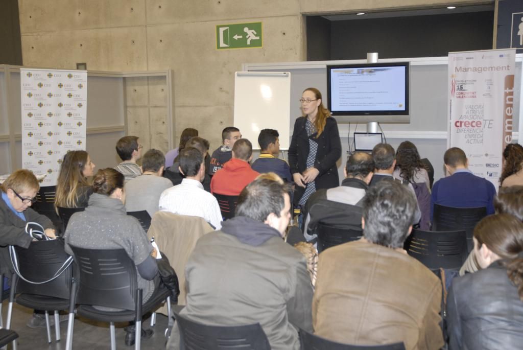 476 DPECV2012 Management Escuelas de Negocio