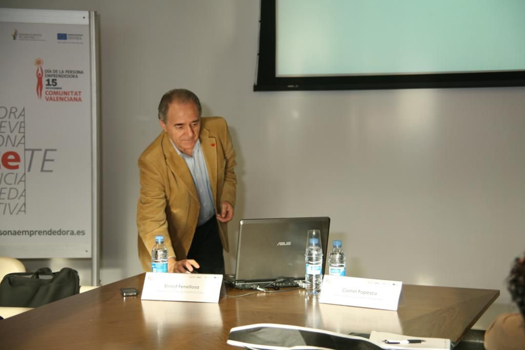 1071 DPECV2012 Centro eventos salas