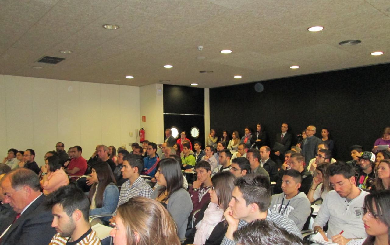 #Enr�dateelx 2013 035 TALLER 4