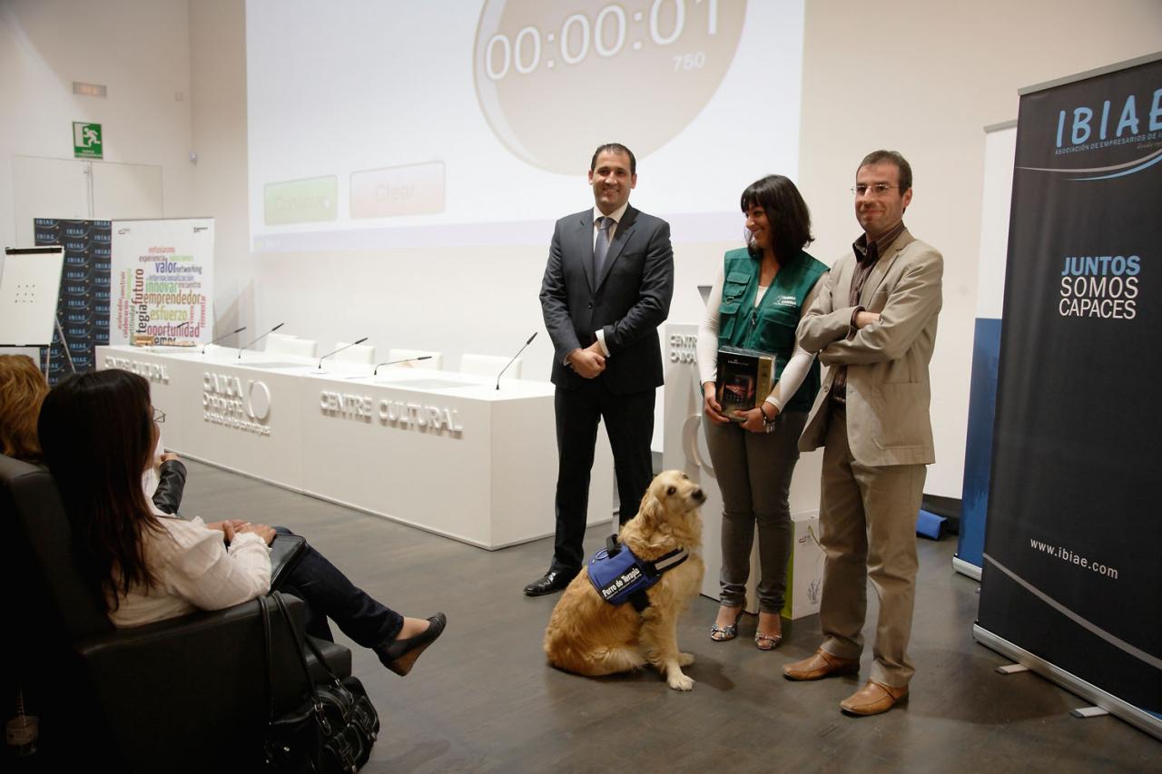 La empresa Anima Canina premiada en Enr�date Ontinyent. 
