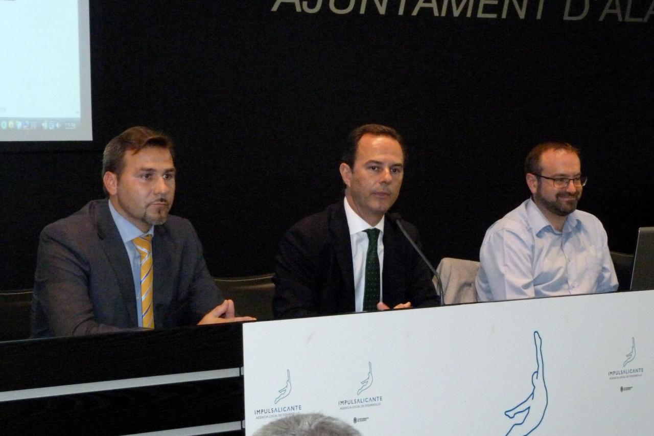 Alejandro Morant, Carlos Castillo, Manuel Amor�s