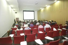 186 Centro de Eventos (Sala 3F 17:00h.) #DPECV2013 