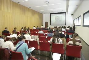 198 Centro de Eventos (Sala 3G 12:00h.) #DPECV2013  