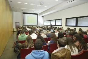 200 Centro de Eventos (Sala 3G 13:00h.) #DPECV2013 