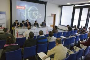 232 Centro de Eventos (Sala 4C 13:00h.) #DPECV2013