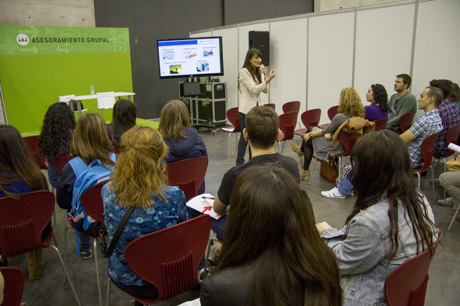 Pabell�n 5. Asesoramiento Empresarial Grupal 3 #DPECV2014