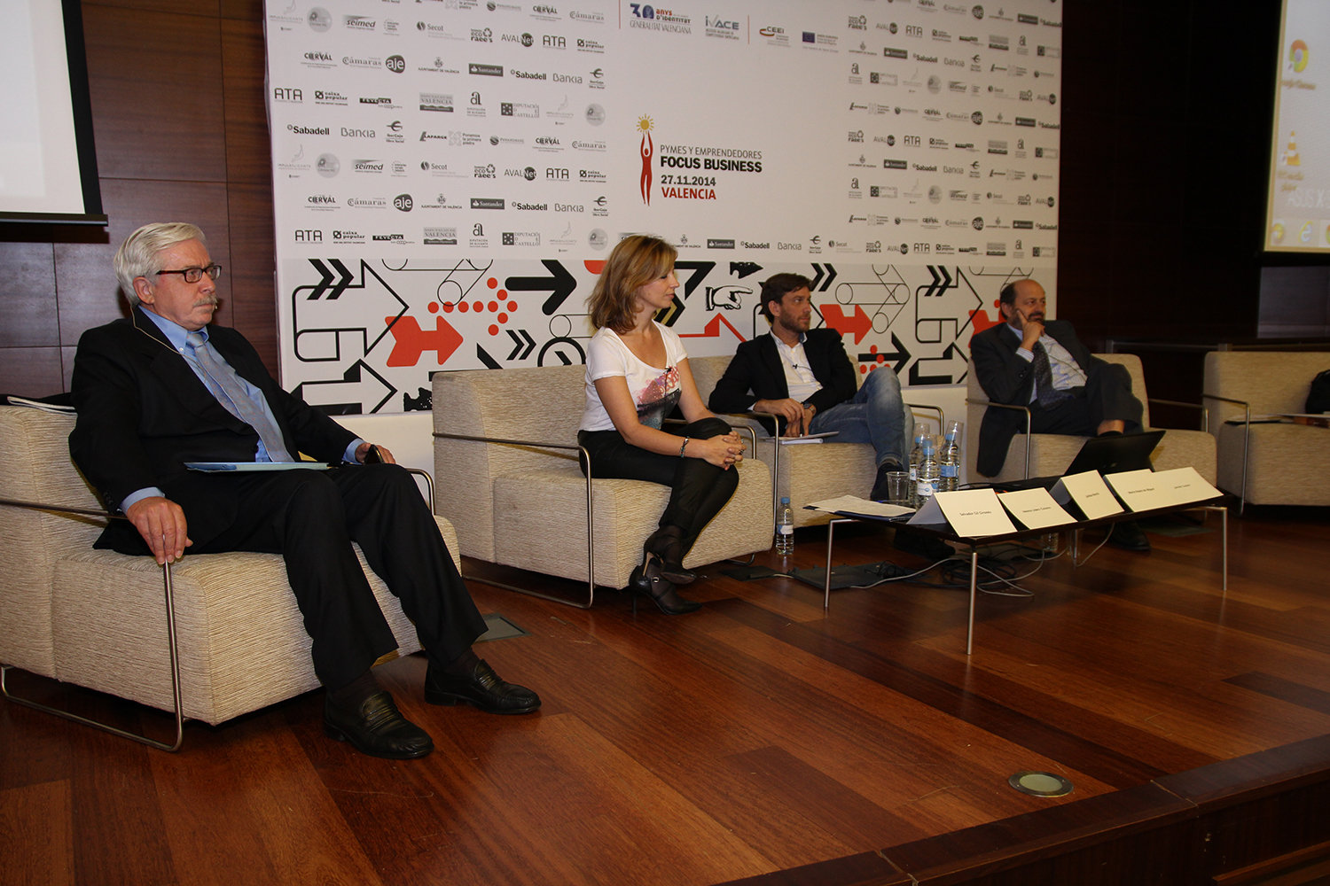 Centro de Eventos. El �xito exige concentrarnos en lo que nos genera resultados. #DPECV2014