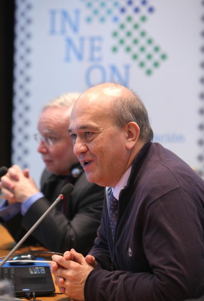 Sesi�n Presentaci�n INNEON Mesa Redonda