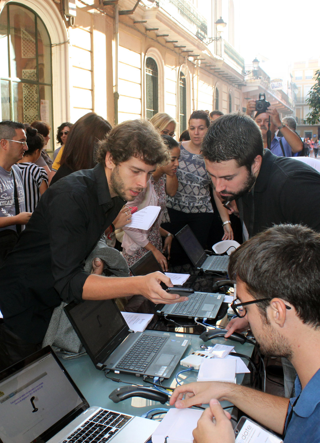 Acreditaciones 3 Enr�date Alzira 2015