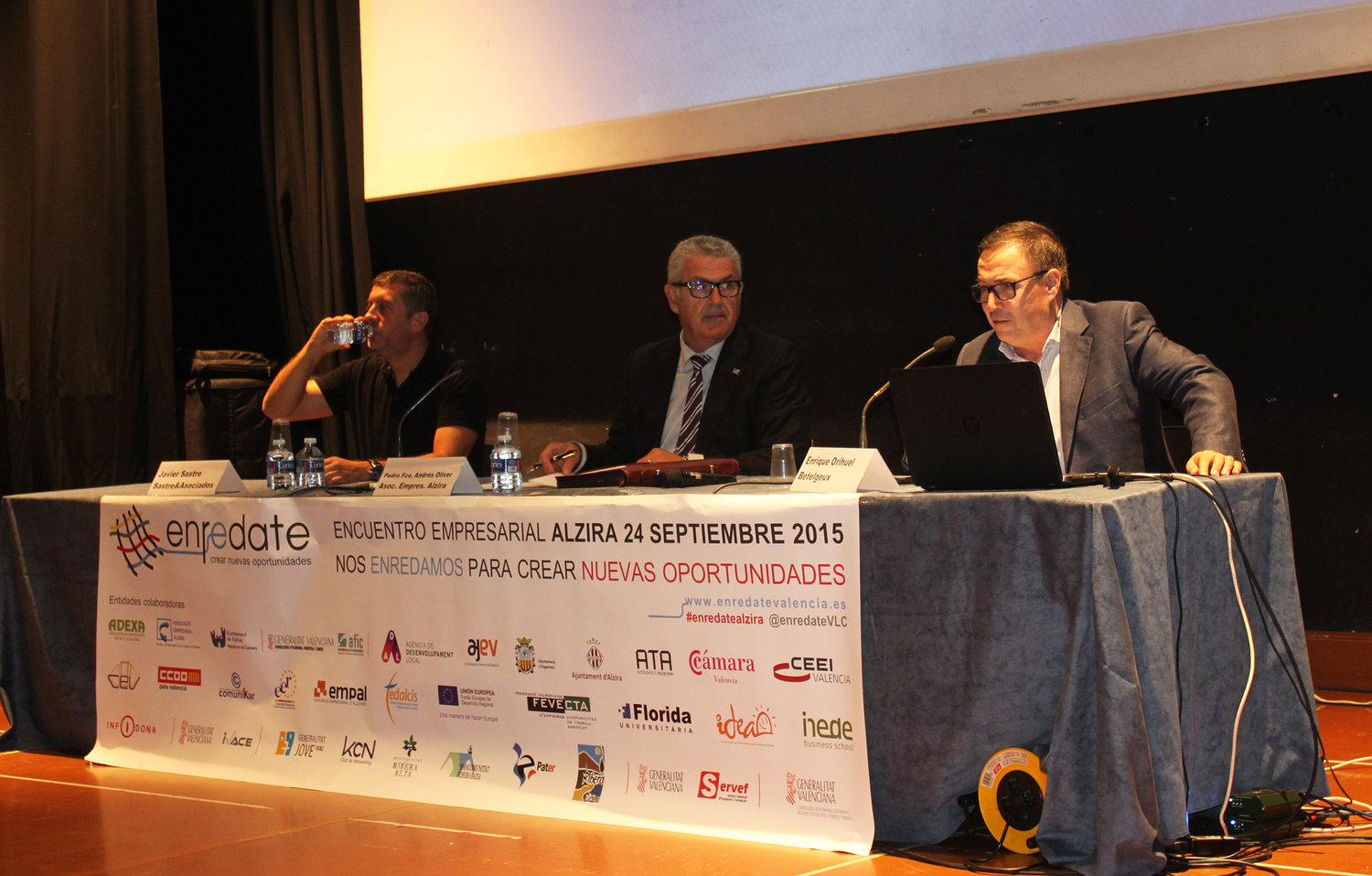 Plenario 4 Enr�date Alzira 2015