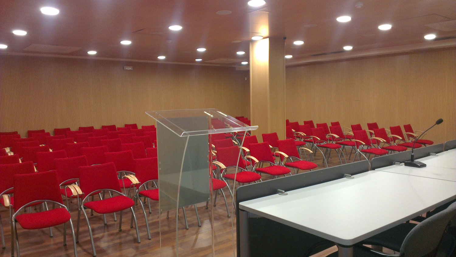 CEEI Elche Edificio sal�n de actos