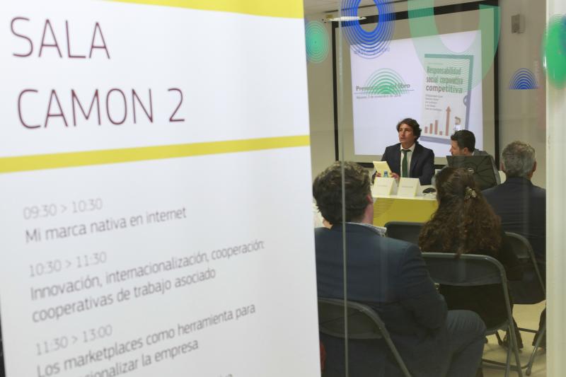 Centenares de personas participaron en Focus Pyme y Emprendimiento 2016 -05[;;;][;;;]