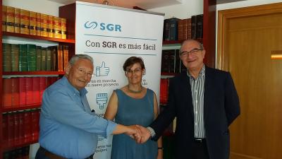 Convenio de Colaboraci�n entre la SGR y ASOAGVAL
