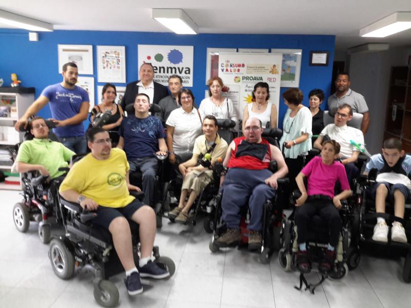 Representantes de entidades y Alcaldia de Bonrepos i Mirambell