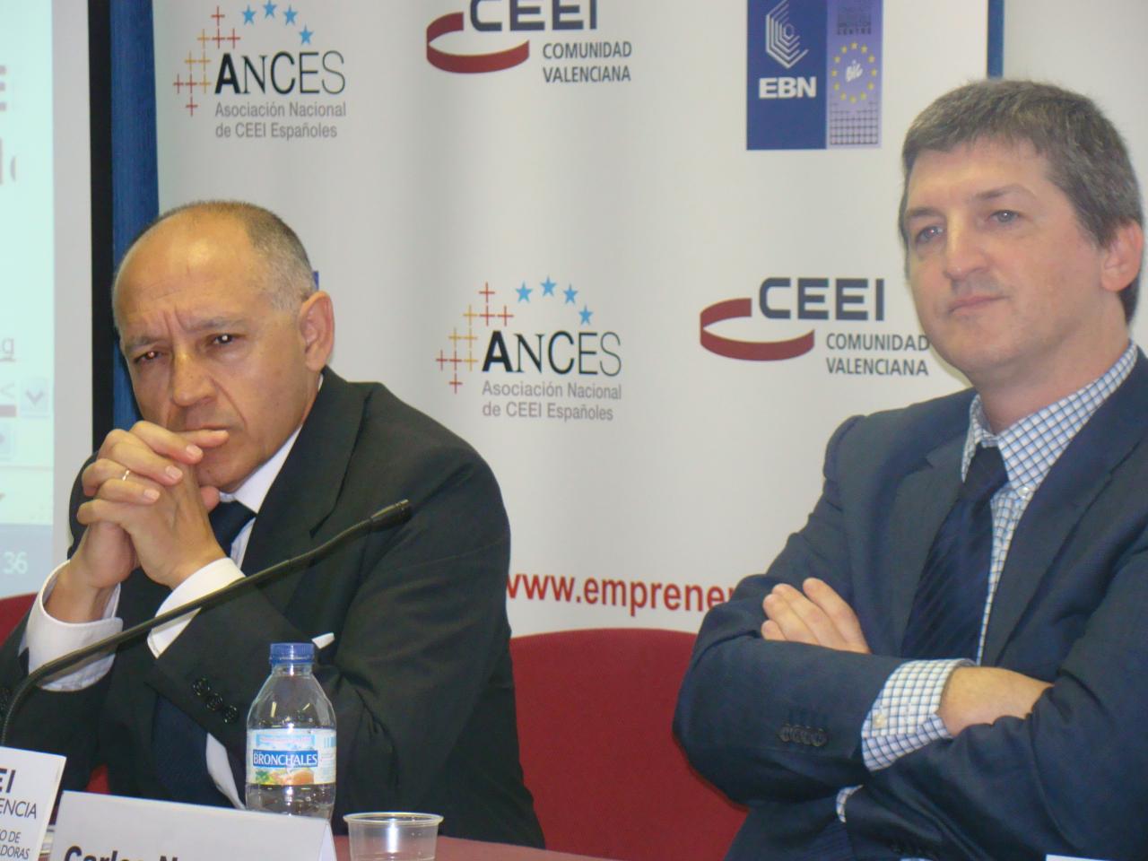 Leopoldo Pons y Carlos Navarro en el Foro Financiaci�n para la innovaci�n