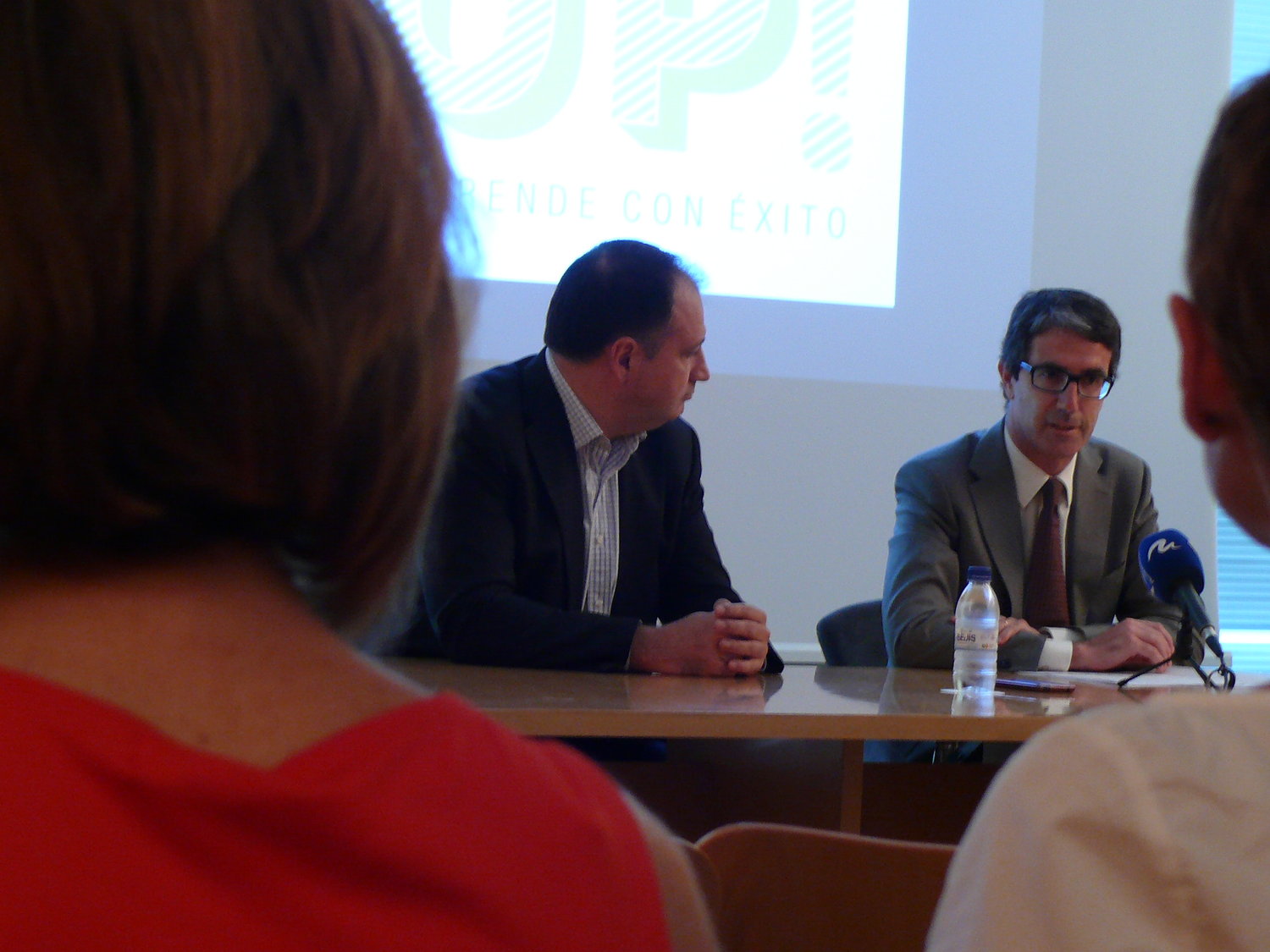 Presentaci�n II edici�n programa move up! emprende con �xito[;;;][;;;]