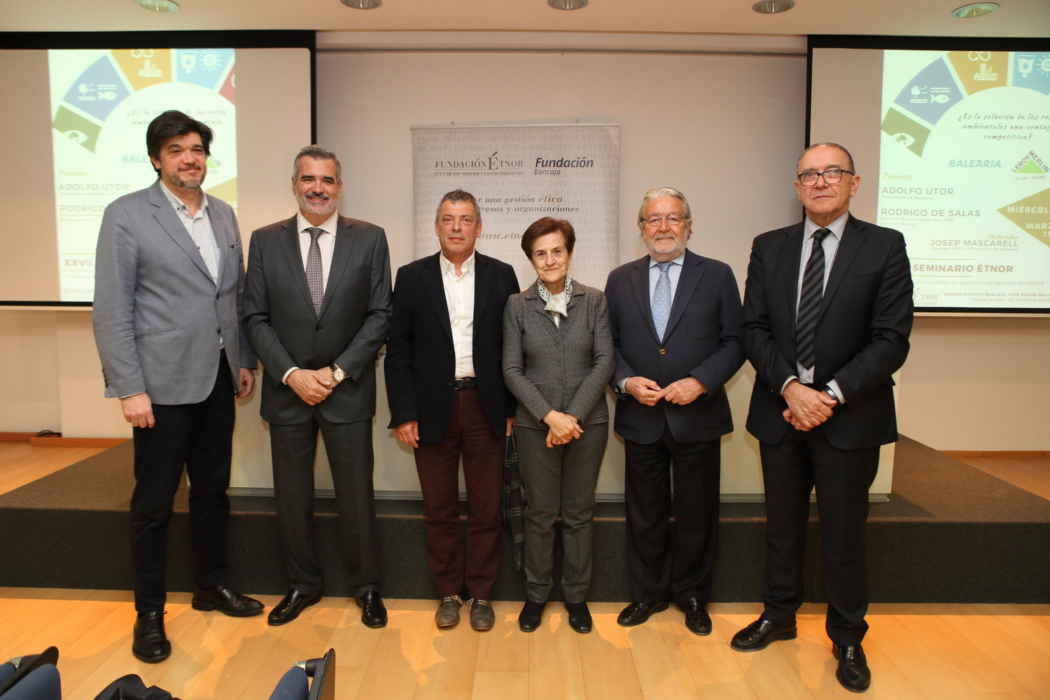 Adolfo Utor: �La empresa tiene que ser �ticamente responsable y evitar los atajos�