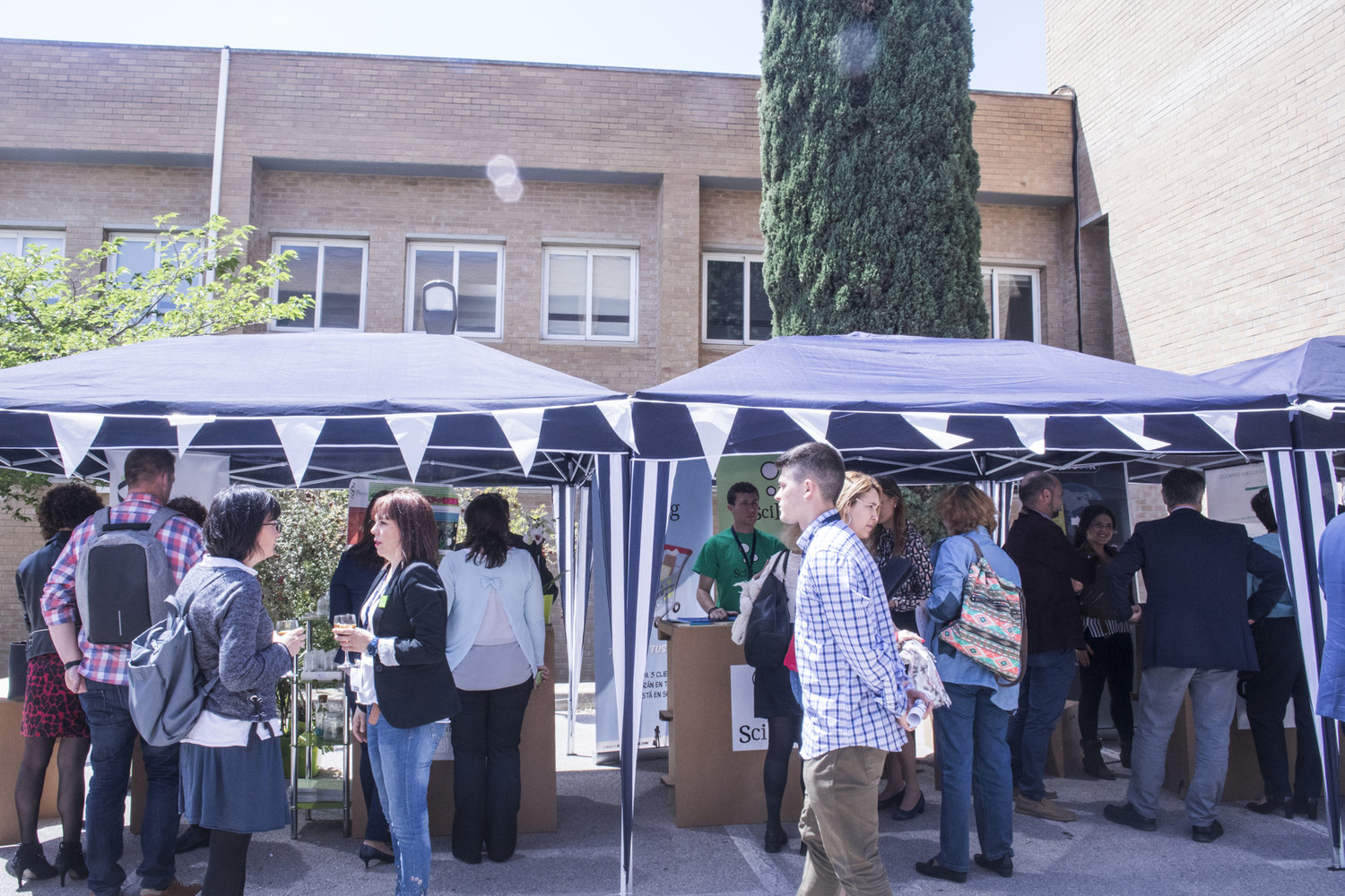 27� Expo Day de Empresas 12[;;;][;;;]