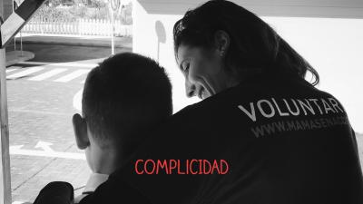 uncovercity destina 5� por cada experiencia a Mam�s en Acci�n