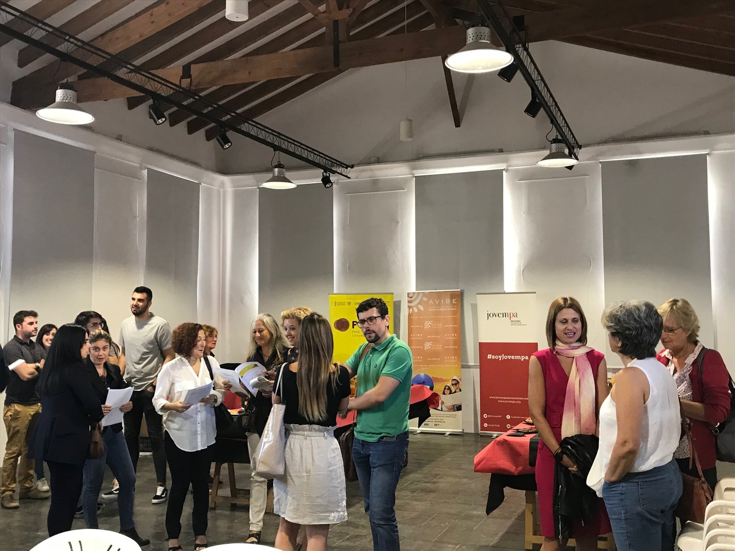 Caf� Networking[;;;][;;;]