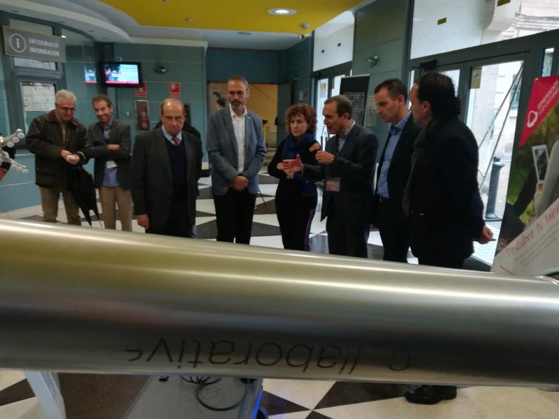 Focus Pyme Emprendimiento Rob�tica y Visi�n Artificial[;;;][;;;]- 1