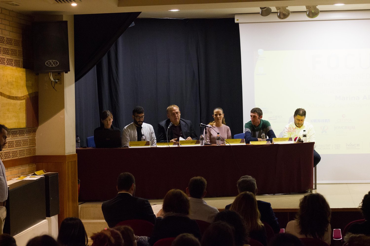 Mesa redonda: la econom�a azul en la comarca[;;;][;;;]- 1 - 1