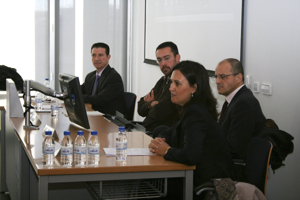 Taller 4: Oportunidades de negocio y como desarrolarlas a trav�s de un plan de acci�n. Beatriz Ir�n