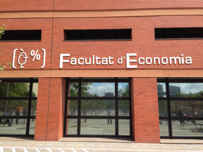 Oferta de Pr�cticas Externas Facultad de Econom�a (Universitat de Val�ncia)