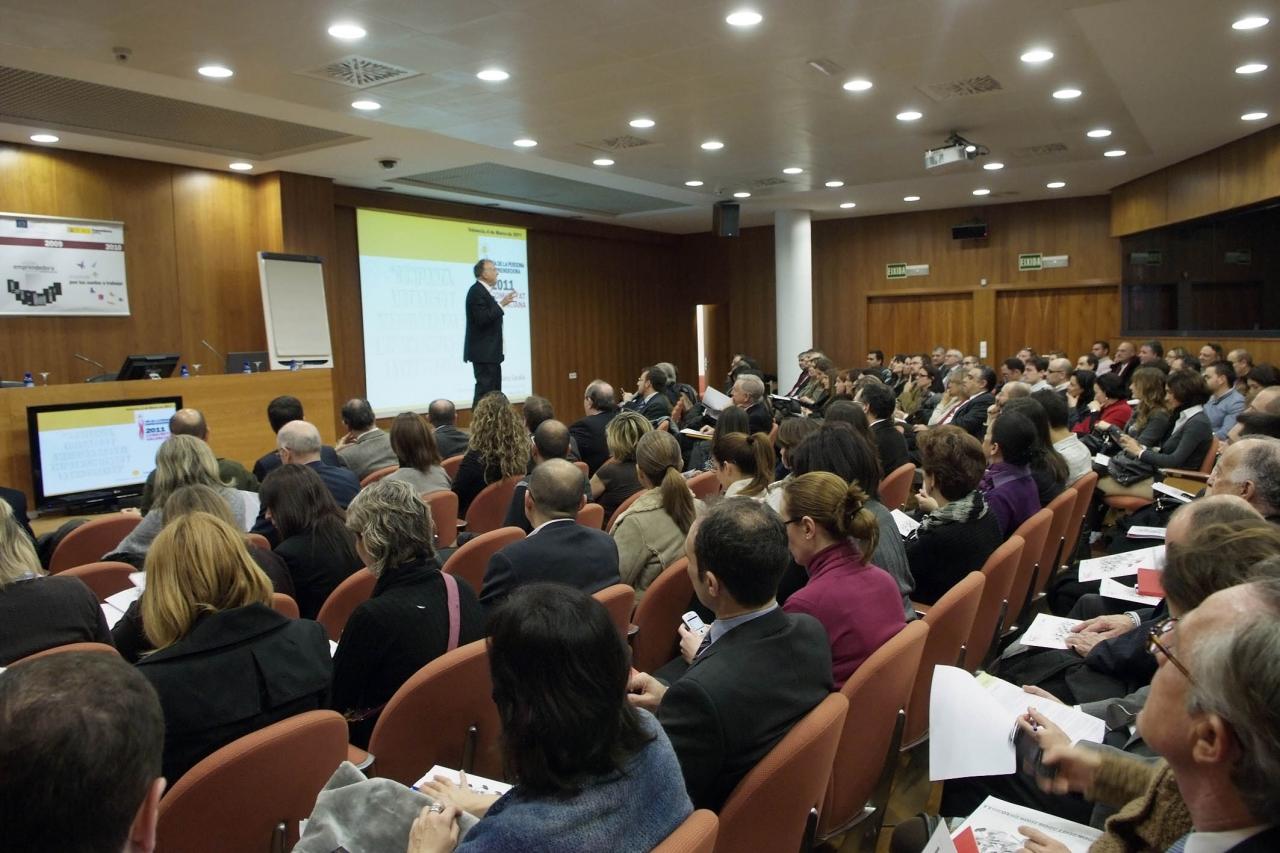 Sal�n ADEIT durante la Presentaci�n DPE2011