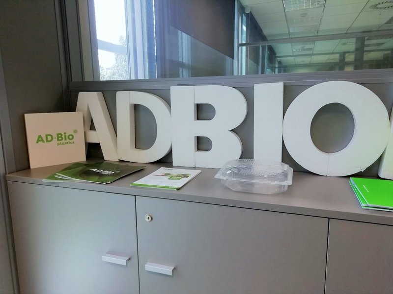 Blister con material PLA-Premium biobasado y compostable