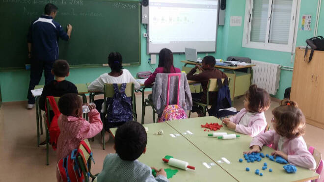 La escuela rural de Castilla-La Mancha toma ox�geno por la pandemia del coronavirus