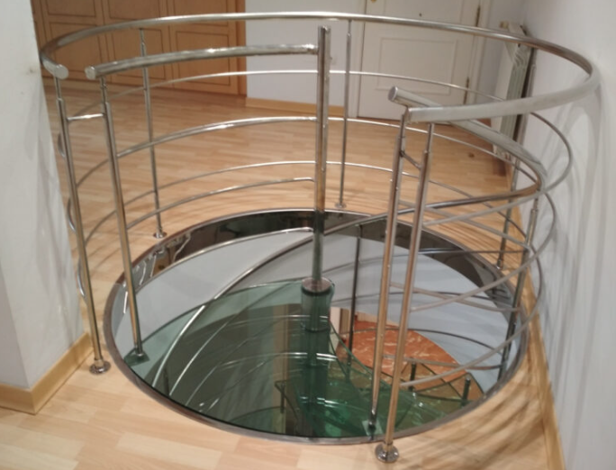 Escaleras de caracol: Soluci�n elegante y funcional para espacios reducidos