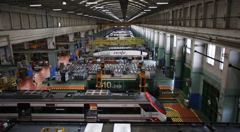El Gobierno estrena su plan de llenar la Espa�a vaciada con Renfe
